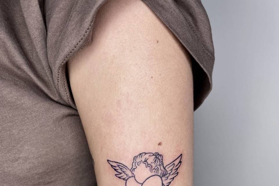 Ángel corazón minimalista