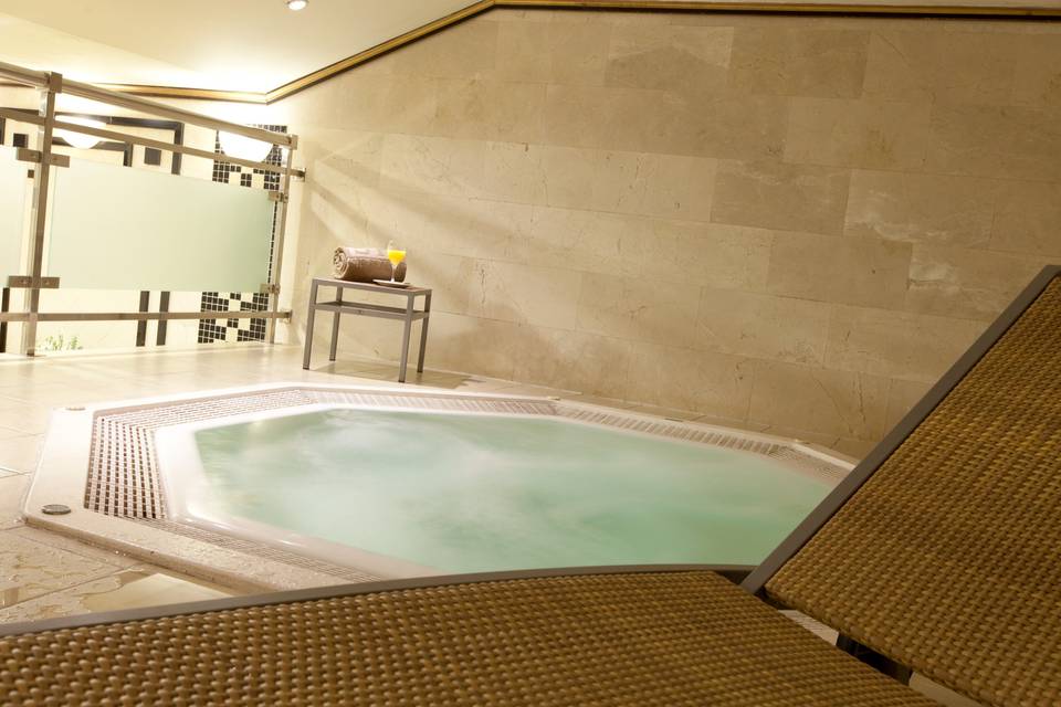 Jacuzzi Fitness Center