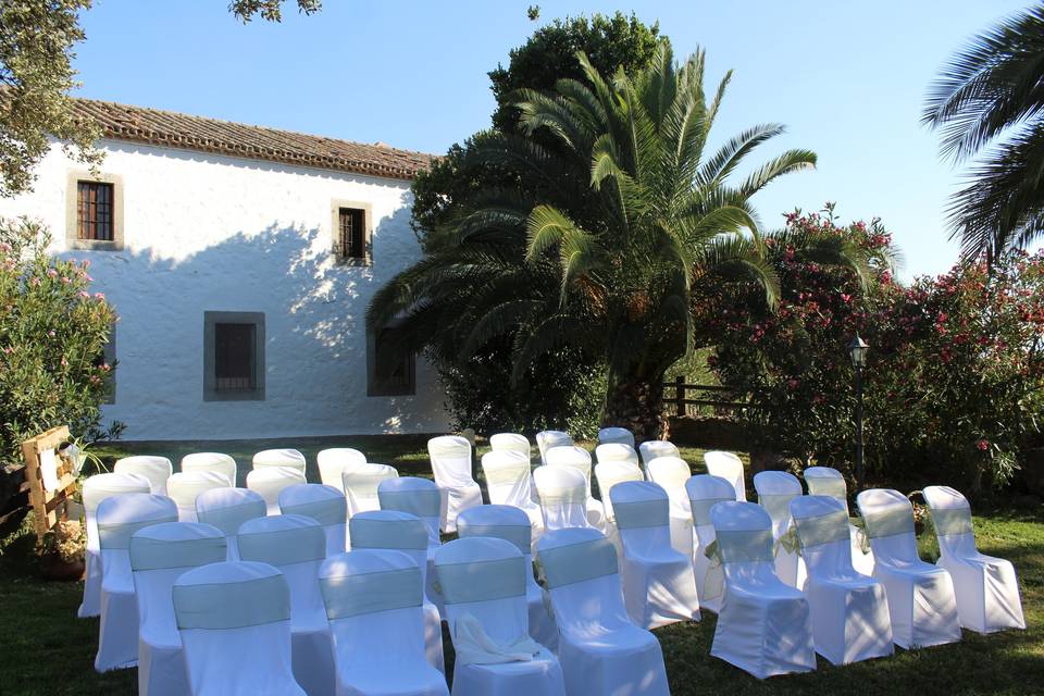 Ceremonia civil en jardín