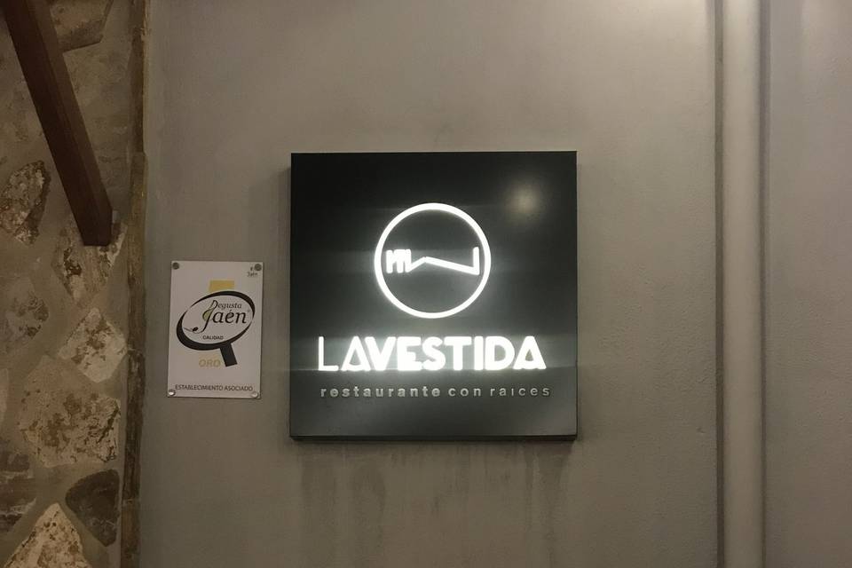 La Vestida