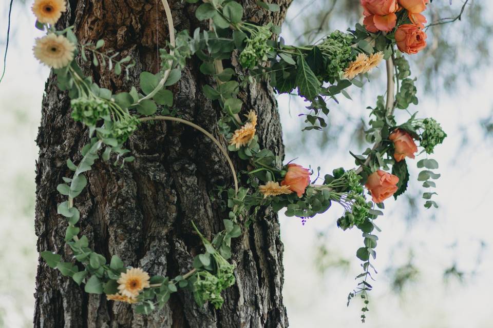 Decoración de aros de flor