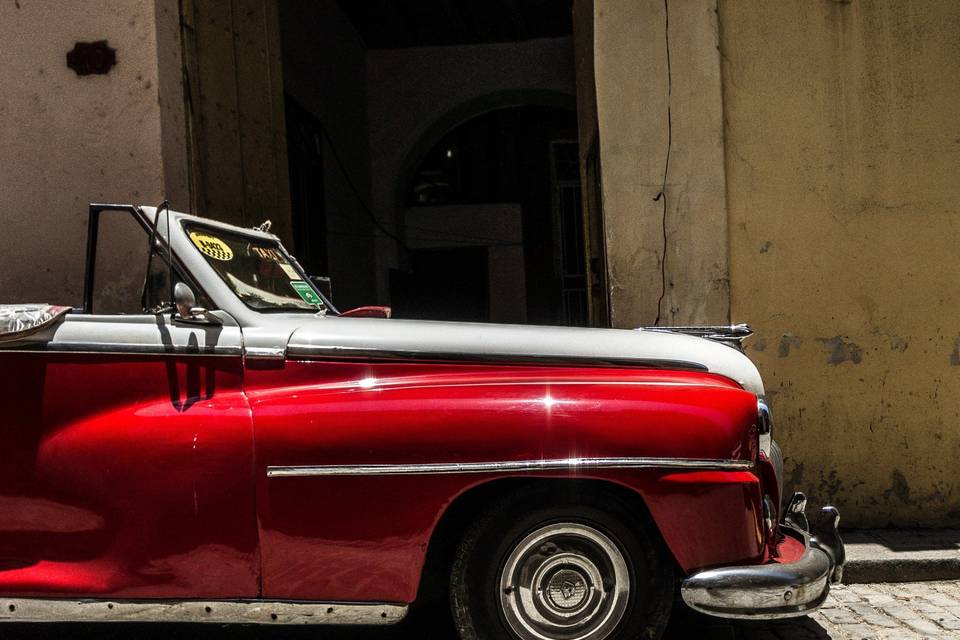 Cuba, Paseo en Coche Antiguo