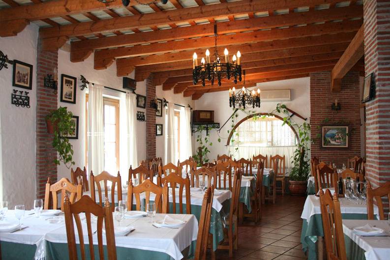 Hotel Restaurante Blanco y Verde