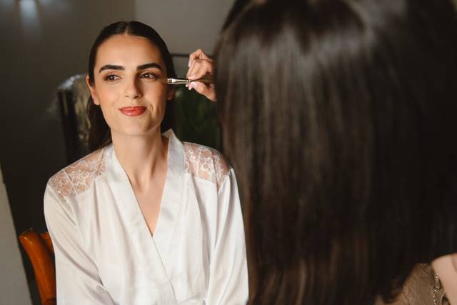Maquillaje y penado de novia