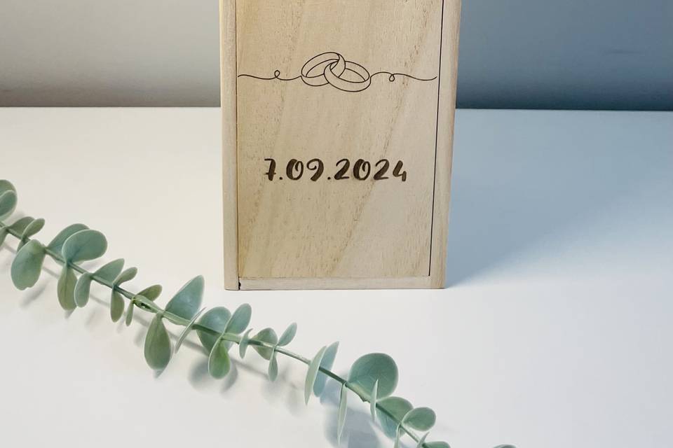 Caja vino personalizada