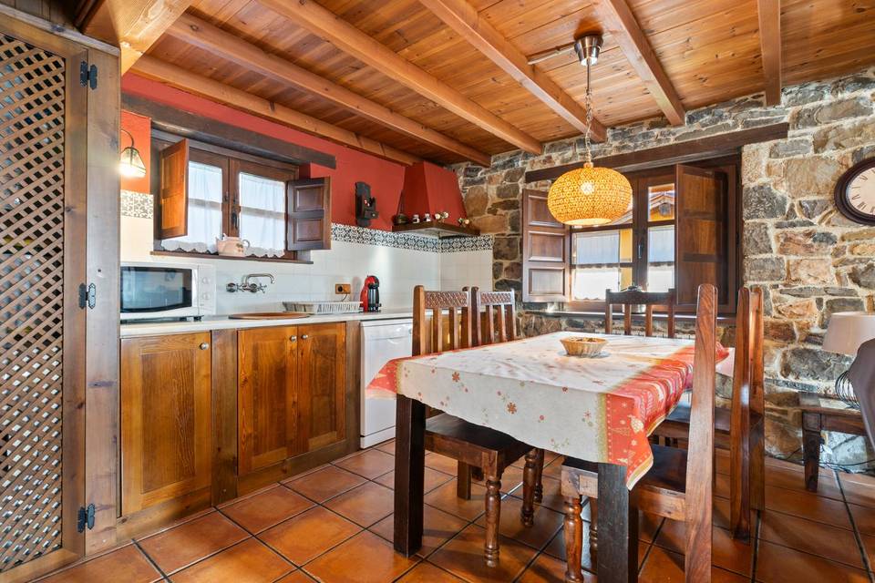 Comedor cocina el Grillo