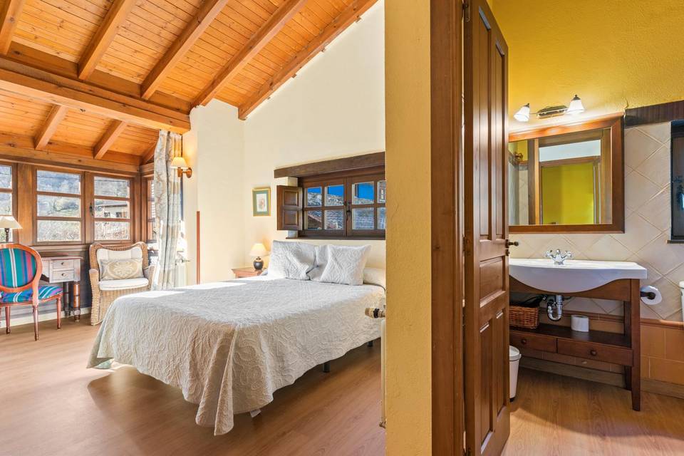 Dormitorio con baño La Vega