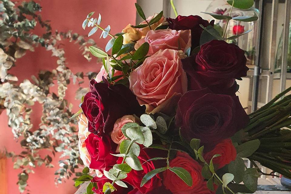 Ramo de novia rosas.