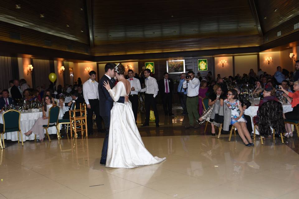 Baile de los novios