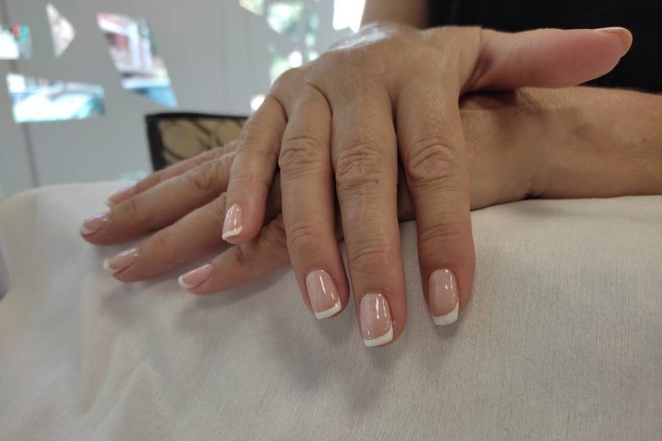 Manicura Francesa