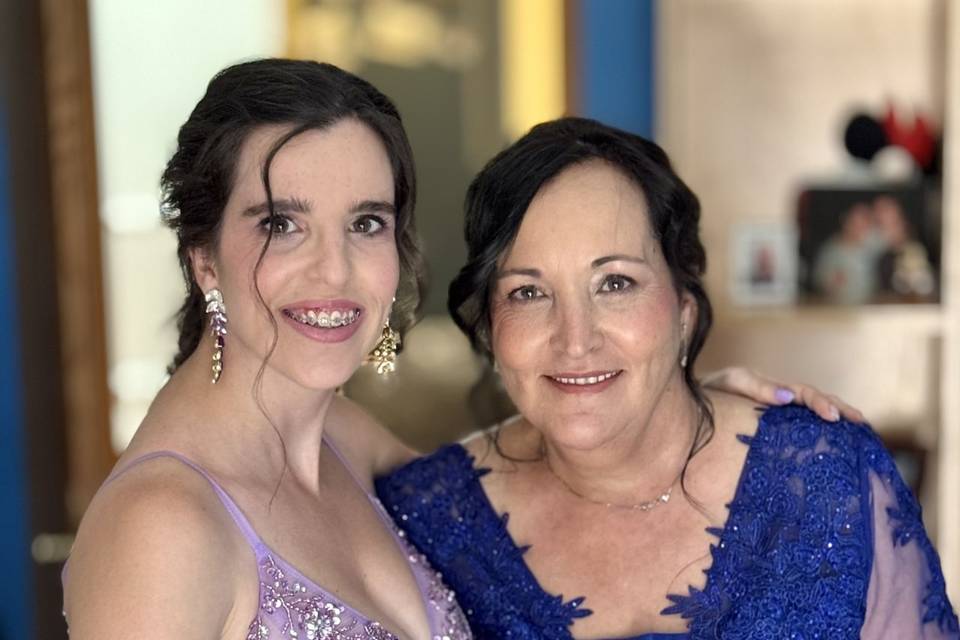 Madre y hermana de la novia