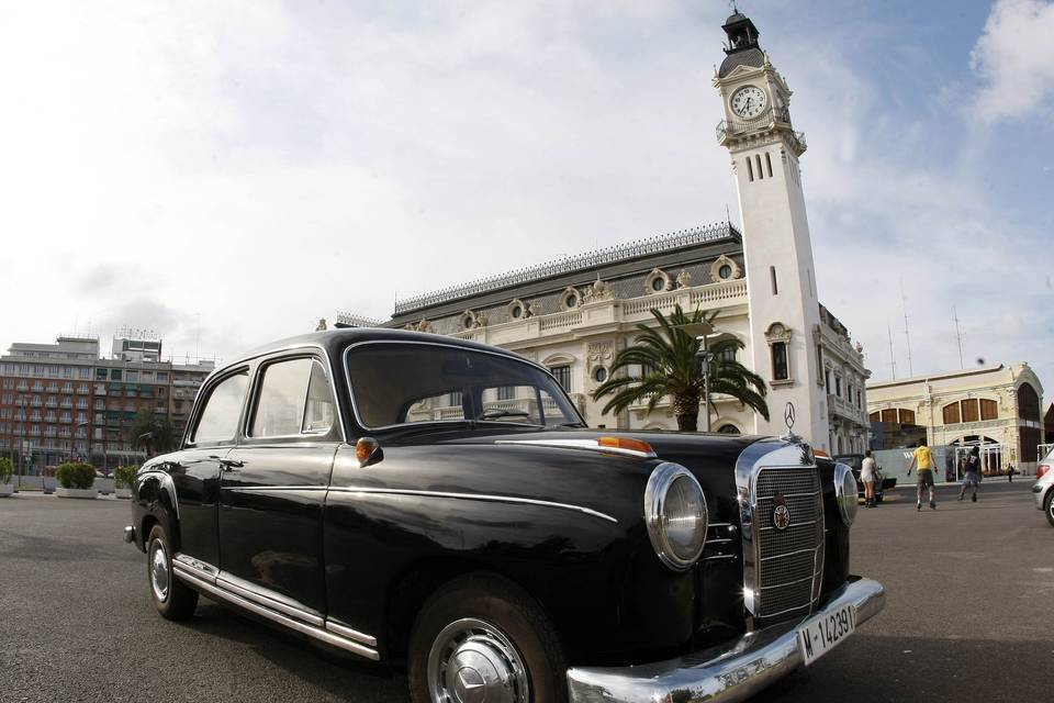 Vehículo Clásico para Bodas