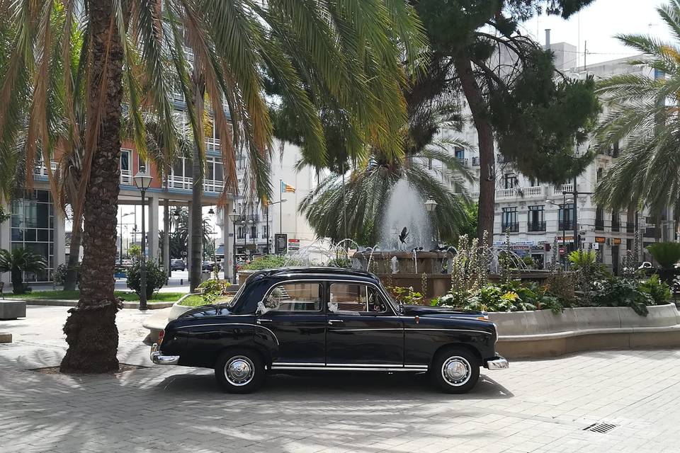 Vehículo Clásico para Bodas