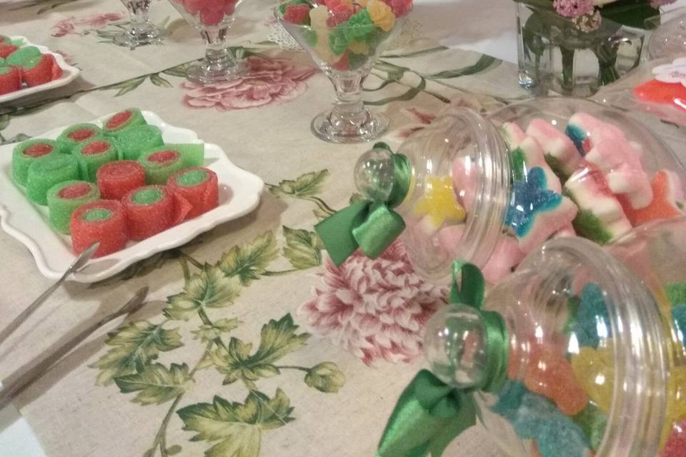 Candy bar para bodas íntimas