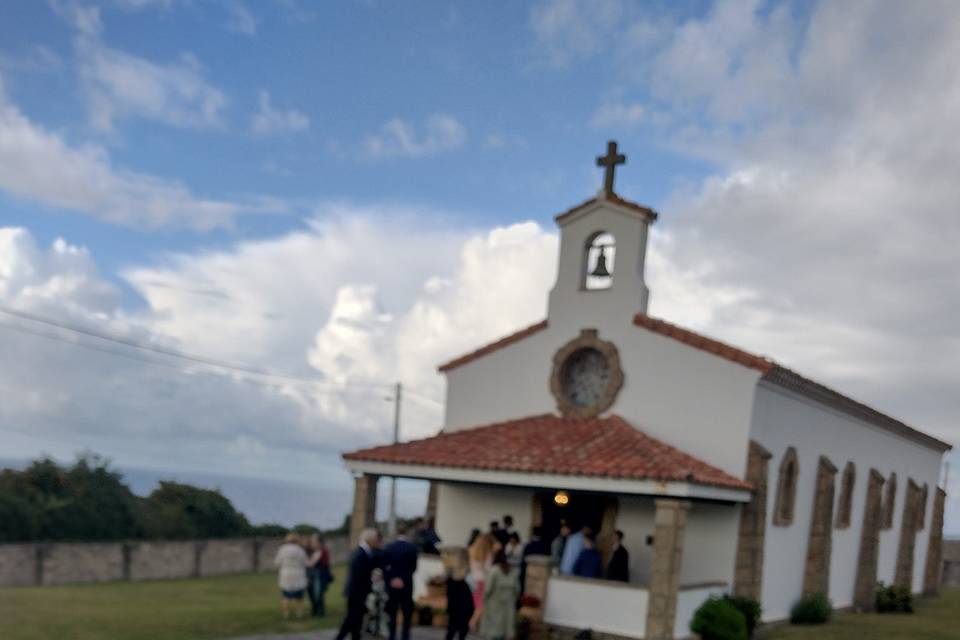 Dibujando la iglesia