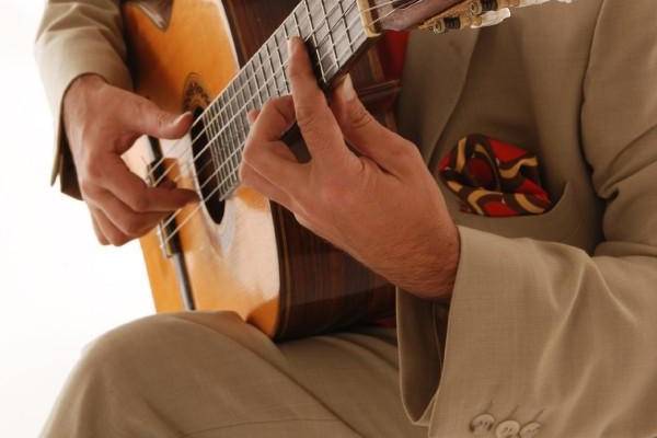 Un toque de guitarra española en tu boda