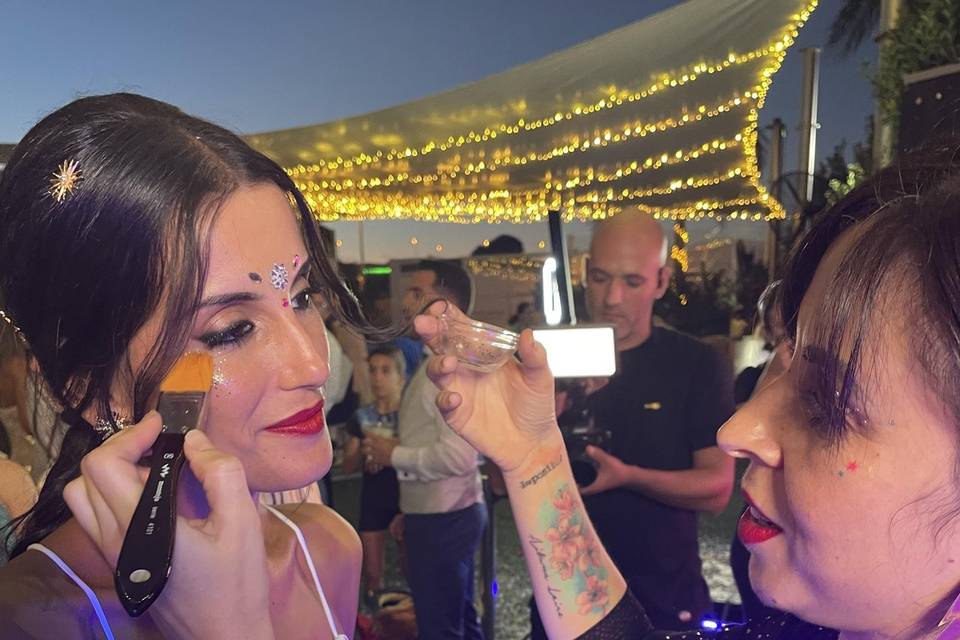 Glitter bar