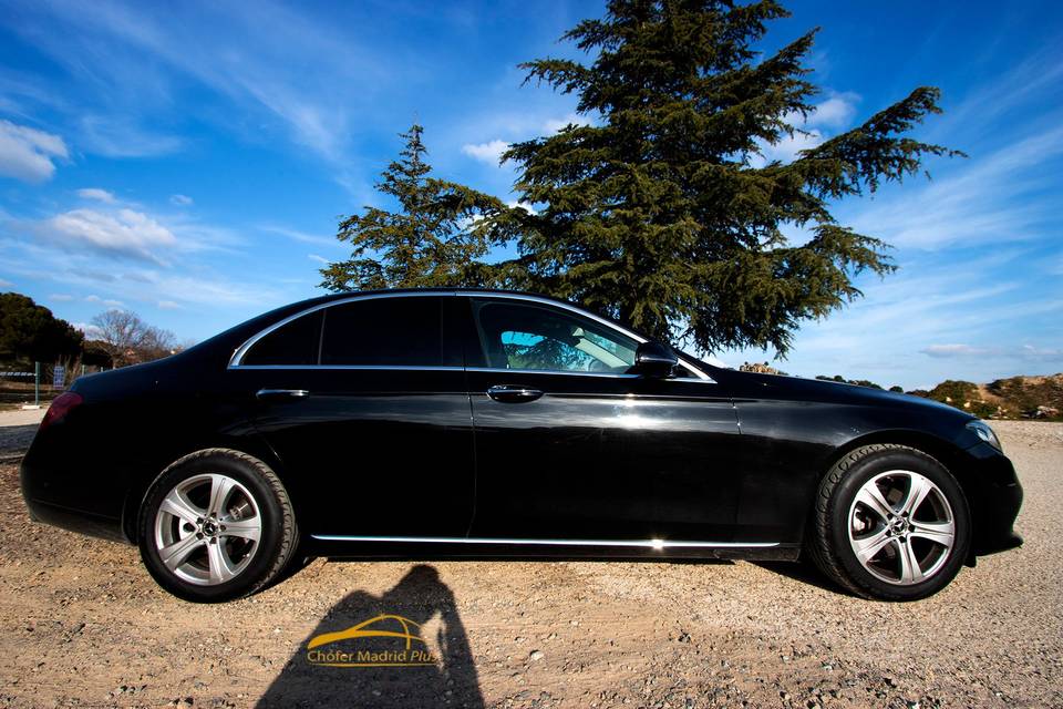 Mercedes-Benz clase E largo