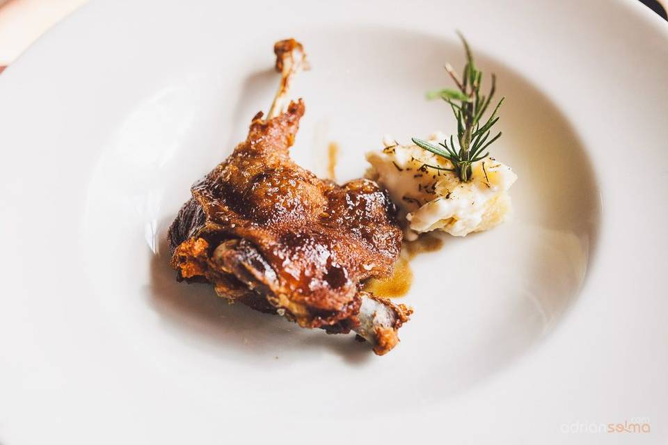 Confit de pato confitado