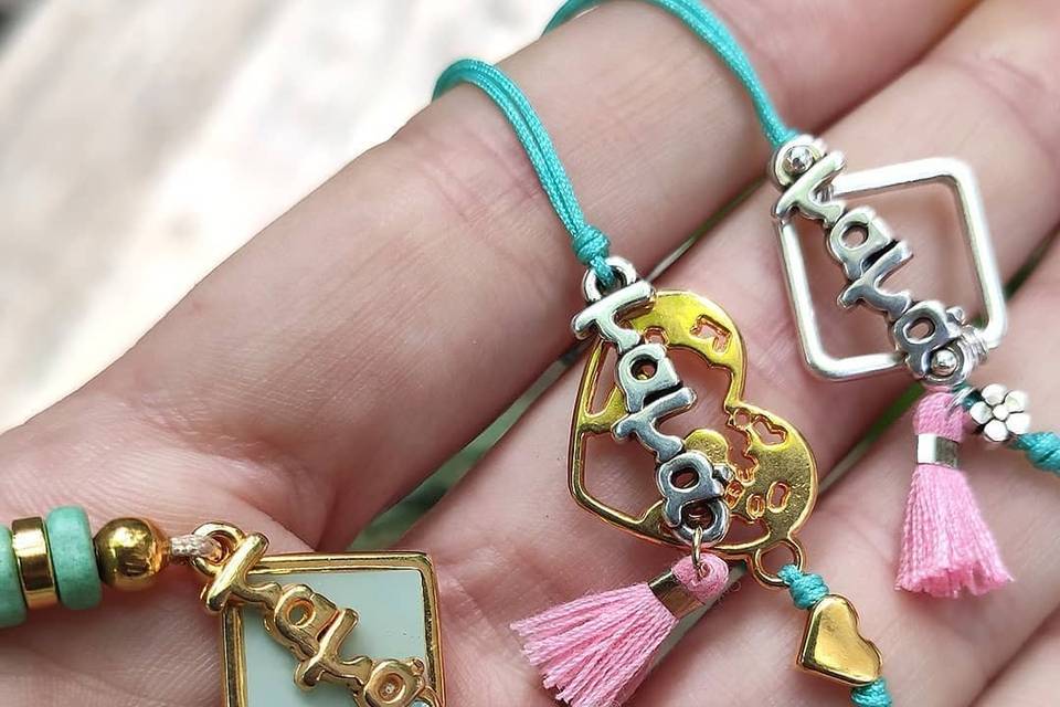Pulseras de colores