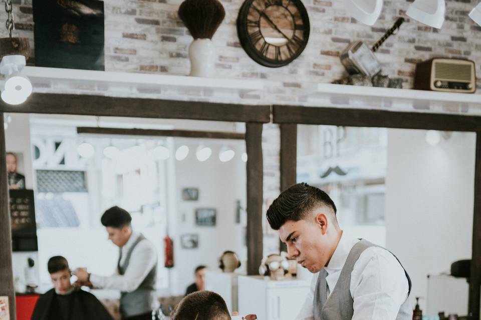 Corte masculino y afeitado