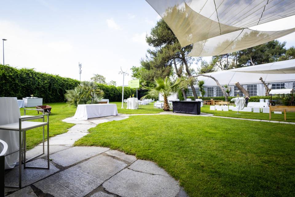 CARPA_BLANCA_TELA_MODERNO