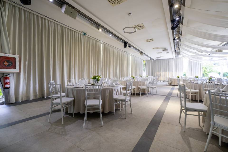 SILLA_MADERA_BLANCA_CHIAVARI