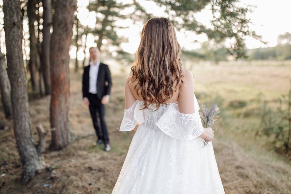 Novios en el bosque