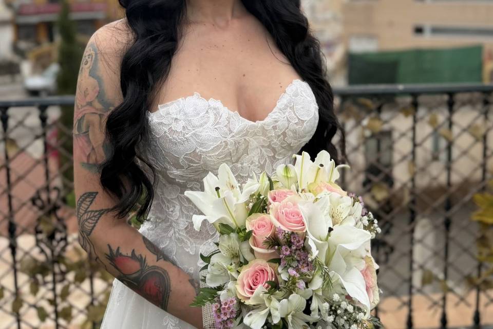 Maquillaje y peinado de novia