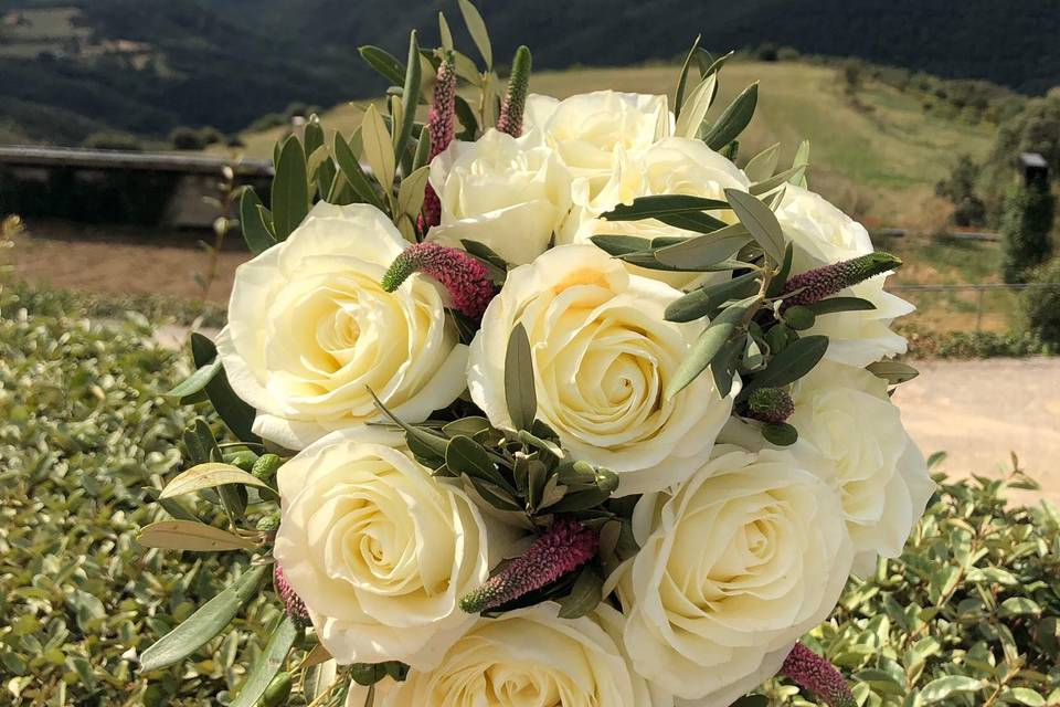 Ramo de novia rosas blancas