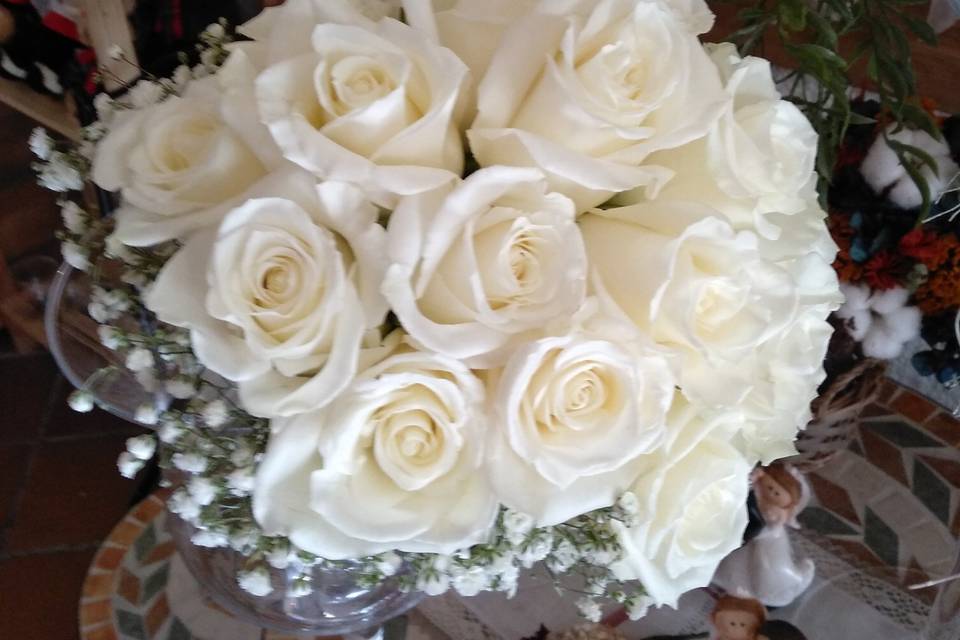 Ramo de novia rosas blancas