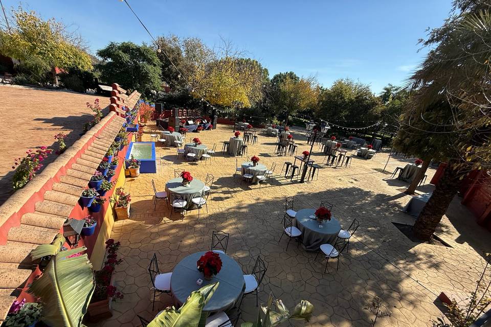 Patio plaza