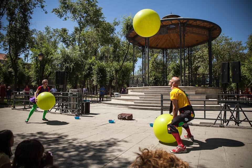 Pelotas gigantes