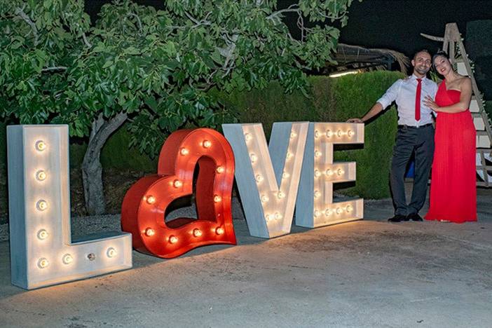 Love con luces