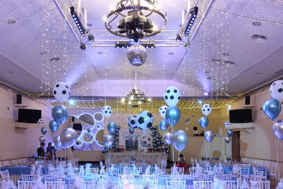Salón con globos
