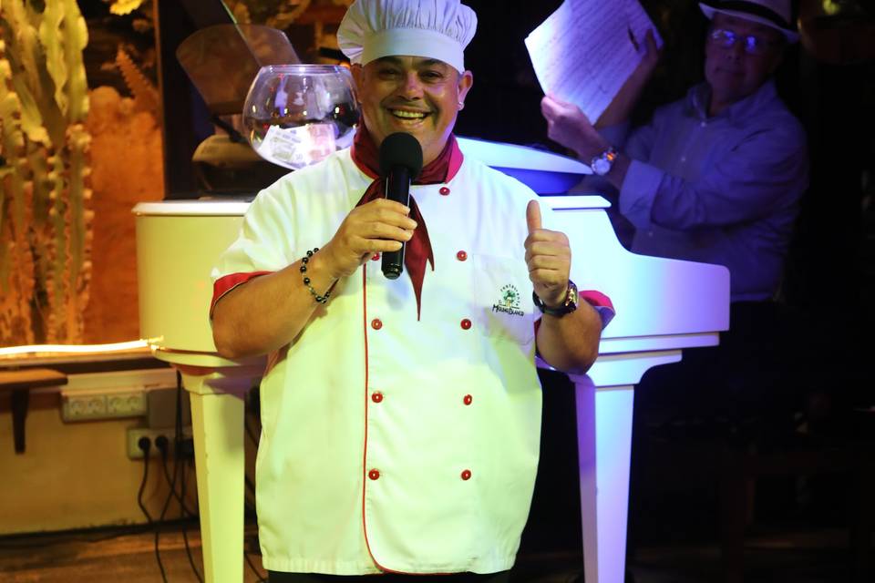 Chef Cantante Luis