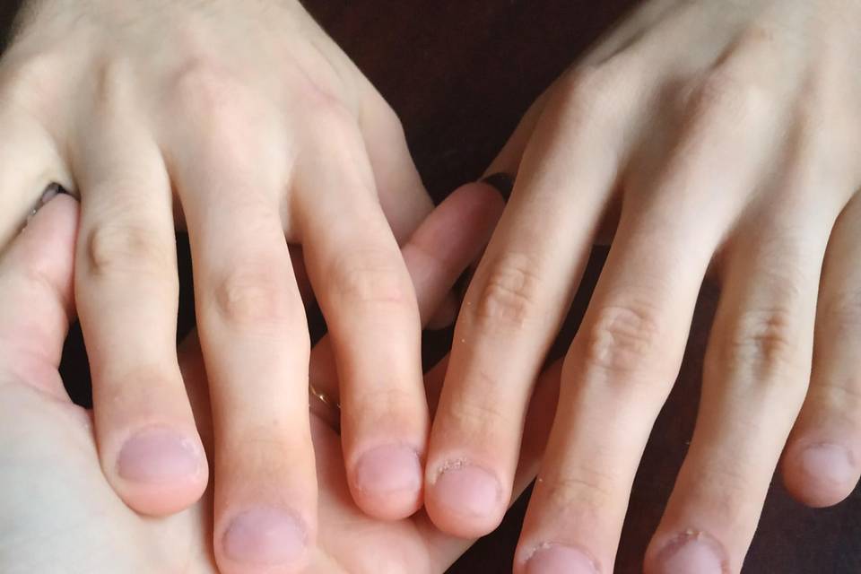 Construcción de uñas masculina