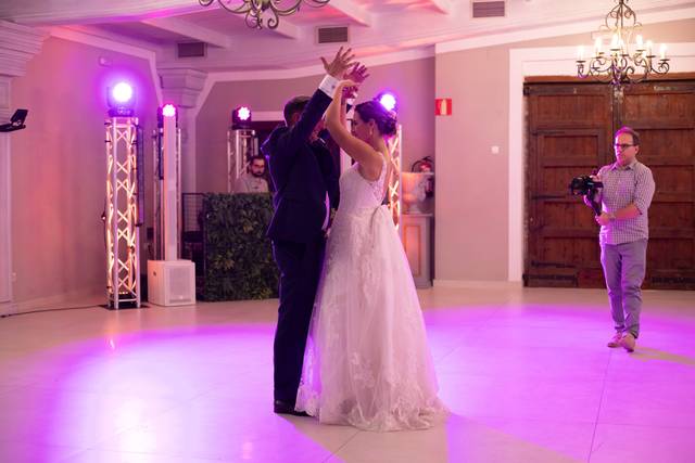 Baile