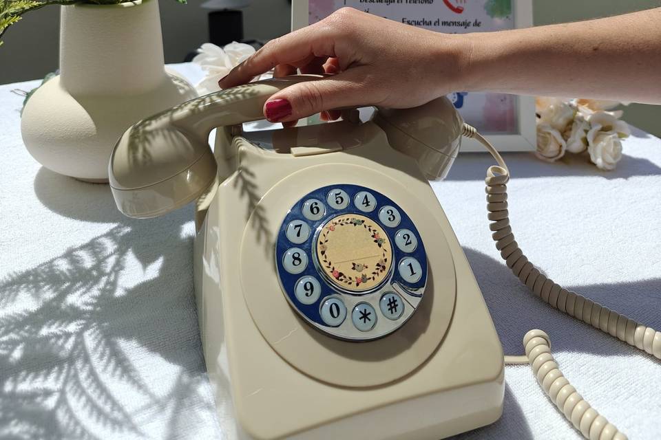 Teléfono vintage de audio