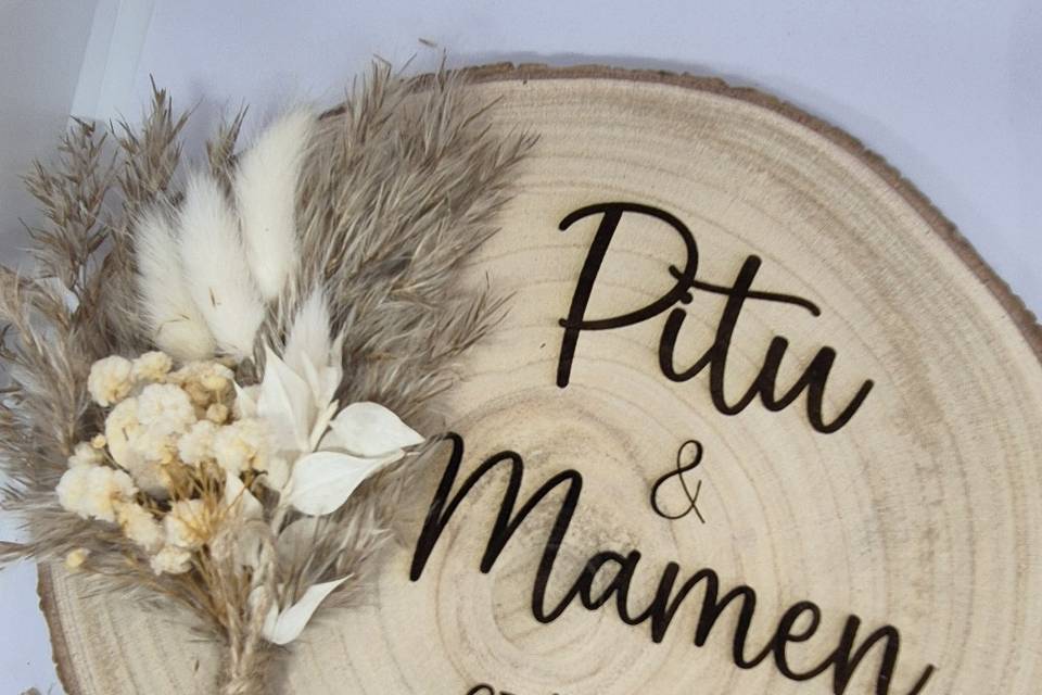 Porta alianzas flor beige