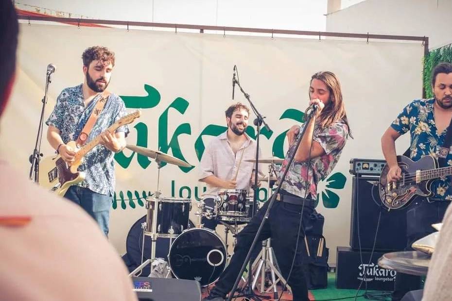 Vinilo's Tukaro