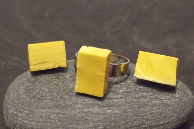 Conjunto sortija y pendientes