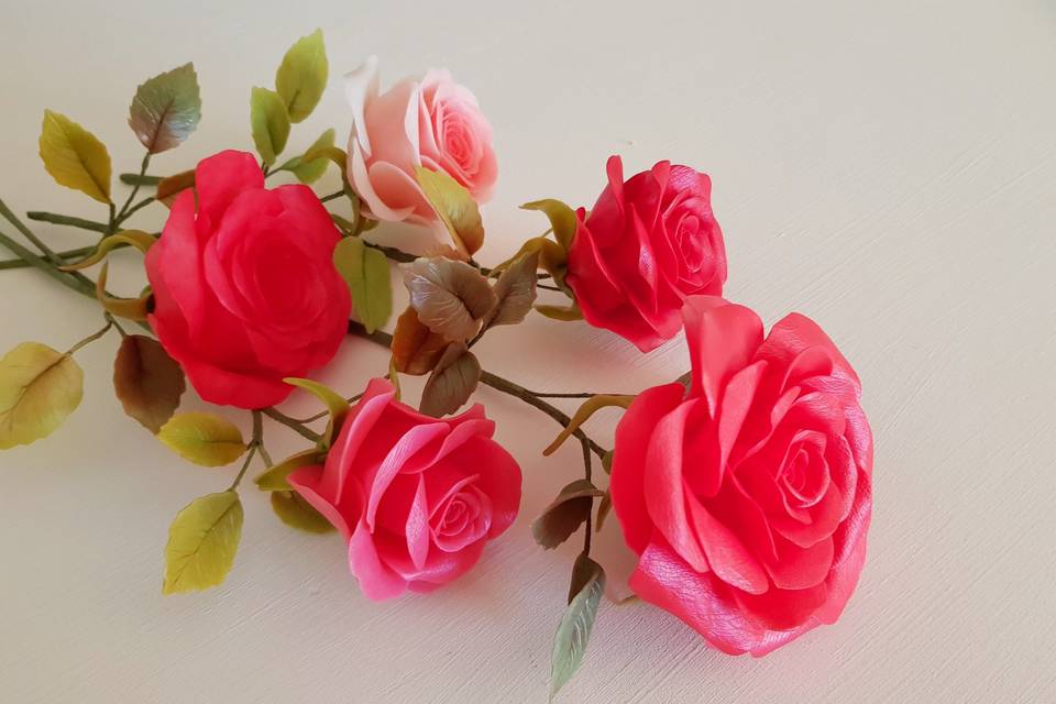 Rosas de porcelana de tamaño natural