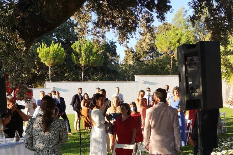 Boda en Setenil