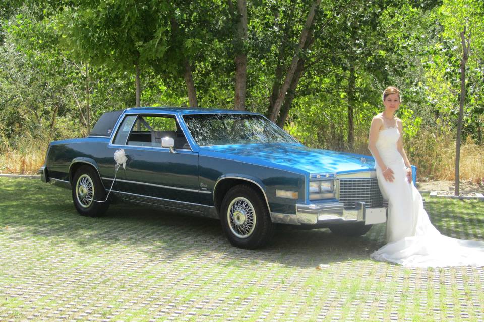 Cadillac con la novia