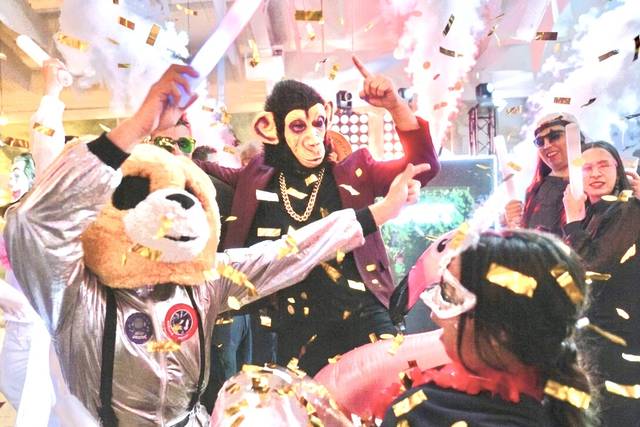 Crazy Party Hora Loca