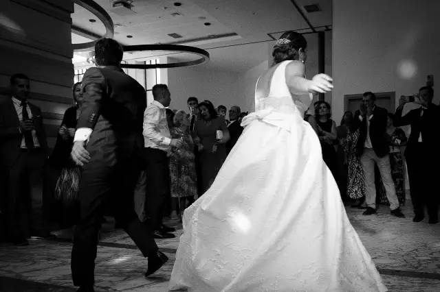Baile
