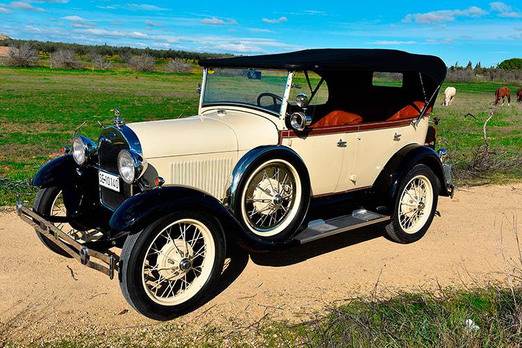 Ford a beige 1928