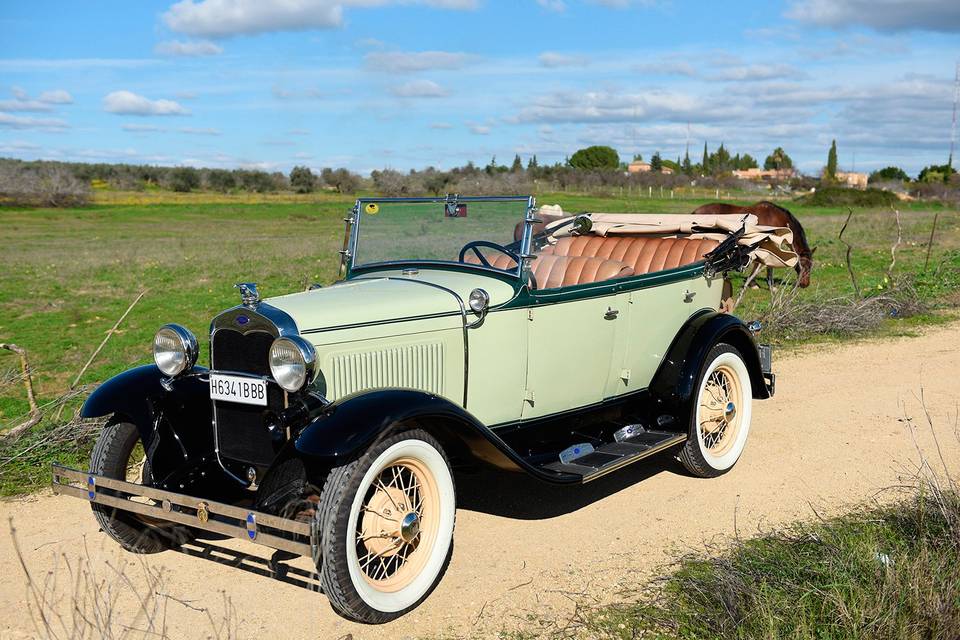 Ford a beige 1928