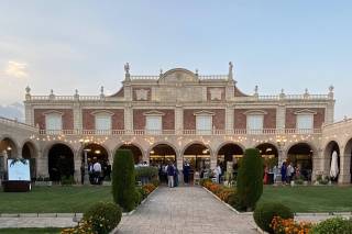 Los Jardines de Palacio
